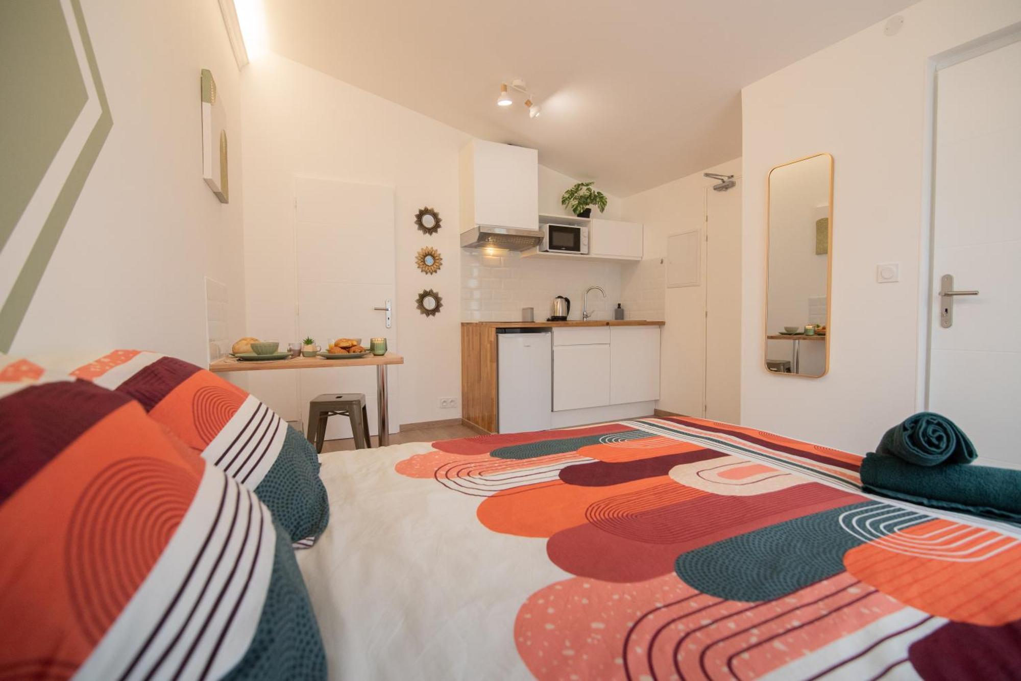 Tout Confort ! Ville, Climatisation, Parking, Wifi, Calme, Tv Carcasona Exterior foto