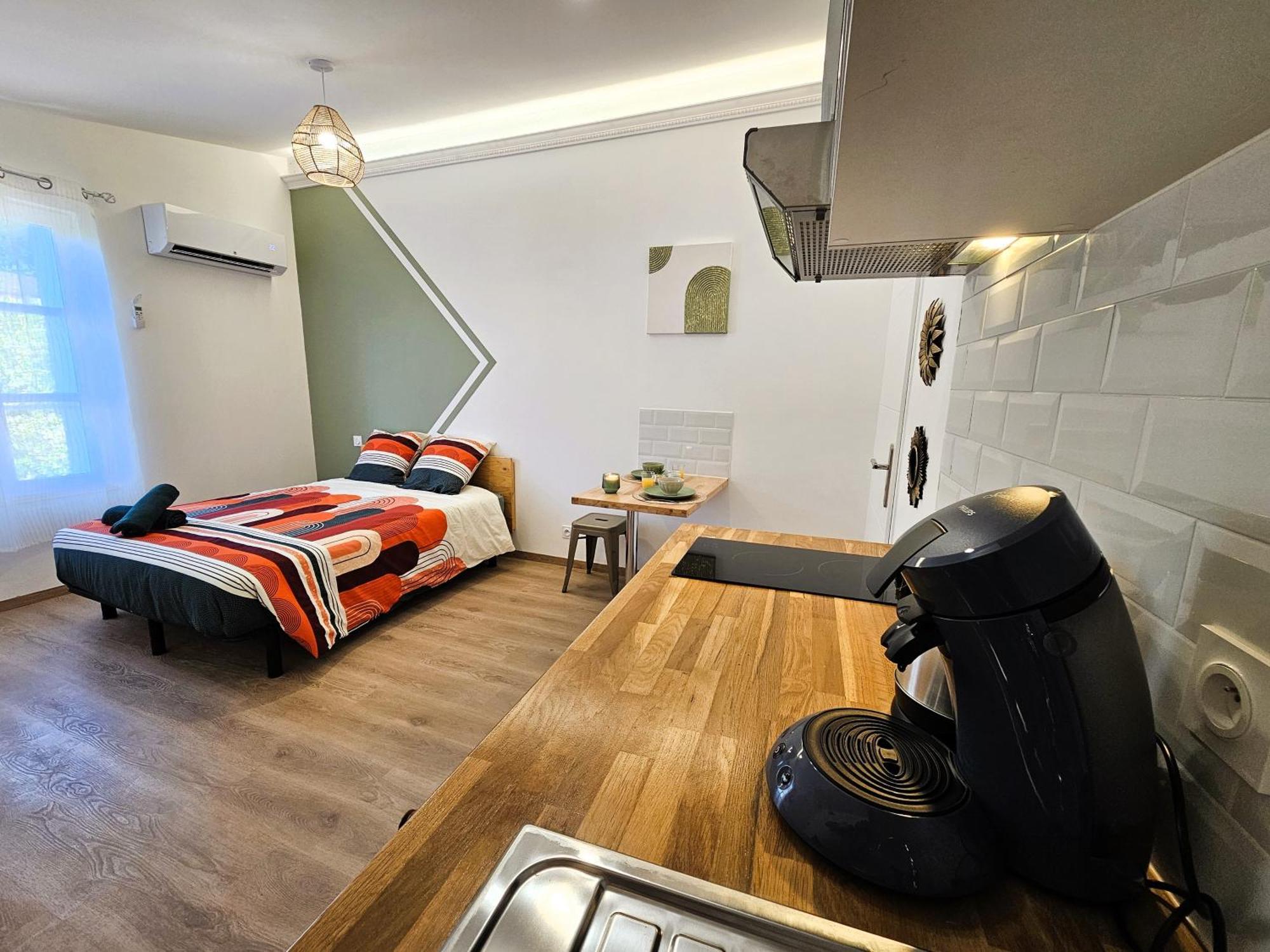 Tout Confort ! Ville, Climatisation, Parking, Wifi, Calme, Tv Carcasona Exterior foto
